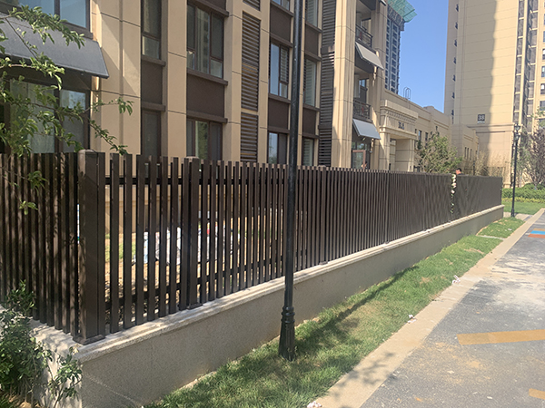 中式簡約鋁藝護(hù)欄